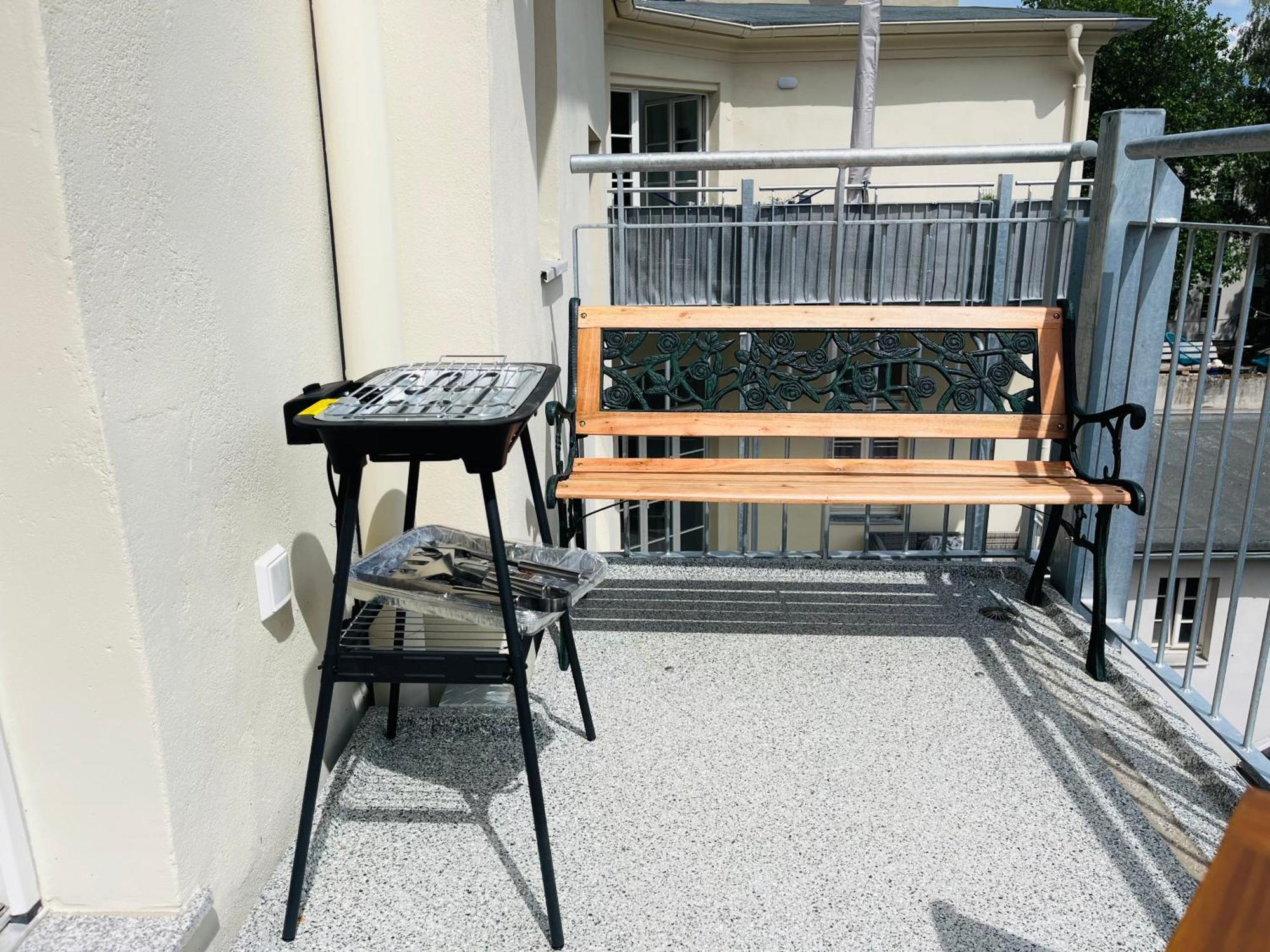 Filmap-Charmant-Modern-Zentral-Balkon-Beamer-Spieletisch Görlitz Kültér fotó